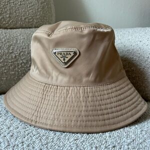 Beige Nylon Bucket Hat 🤍